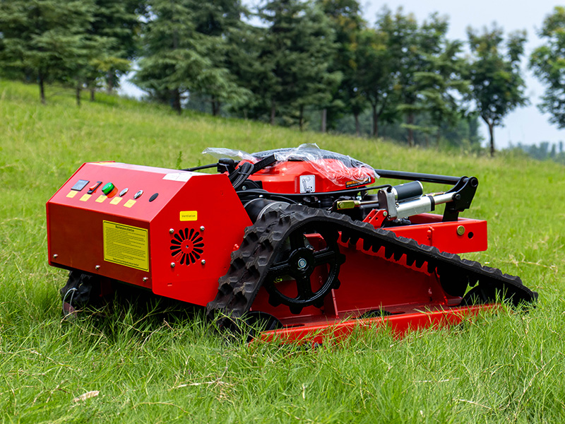 What common faults will the rotation error of crawler mower cause?